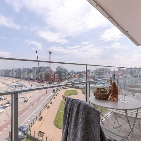 Stunning Studio With Sea-View And Terrace Appartement Knokke-Heist Buitenkant foto